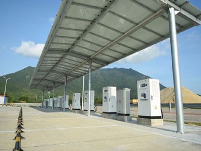 中國南方電網(wǎng)首座電動(dòng)公交充電站、廣西南寧竹溪立交電動(dòng)汽車充電站
